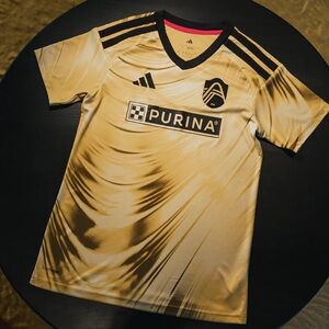 adidas STL city kit Gold and Black Soccer Jersey Tina turner tribute women’s S